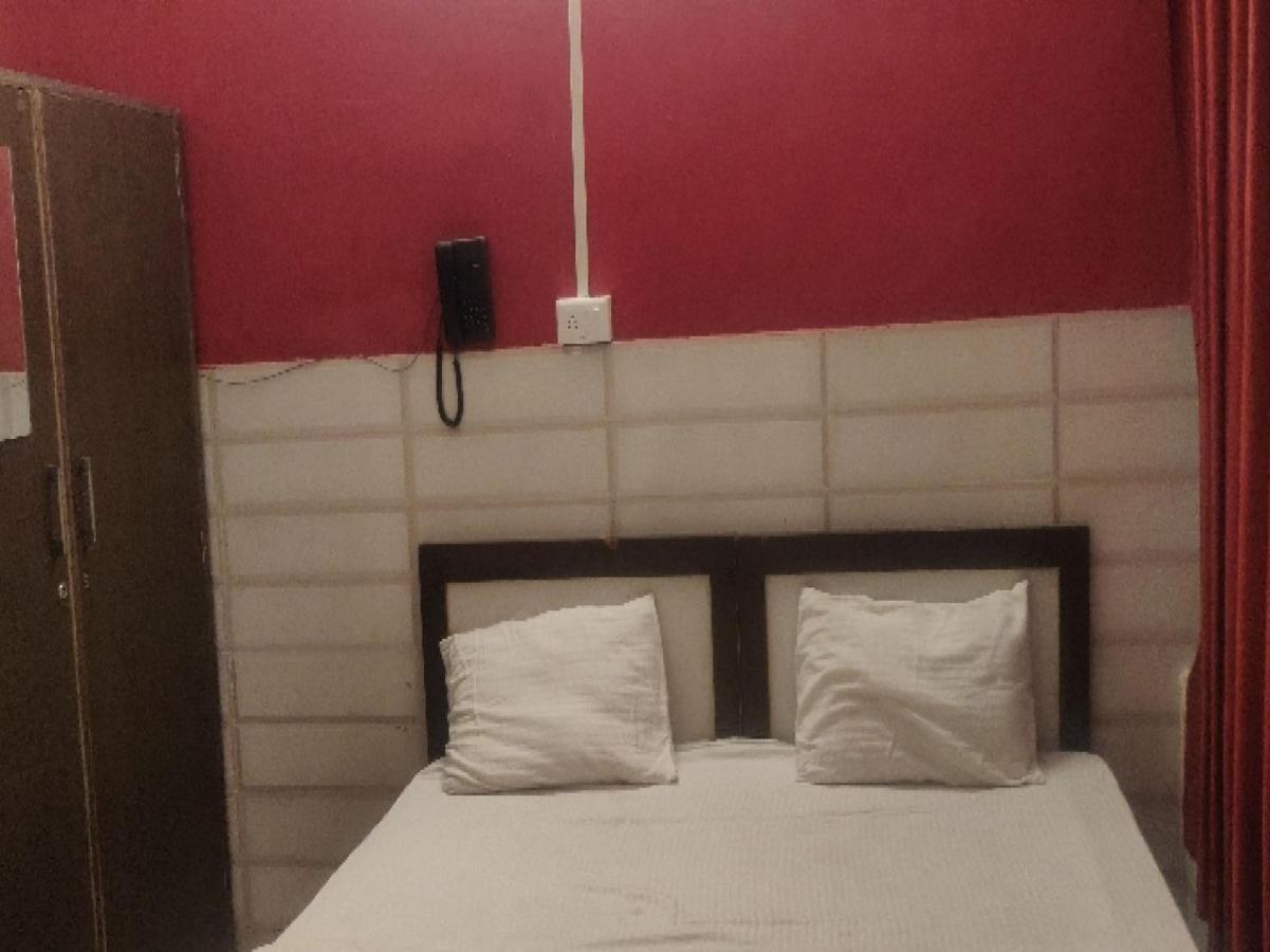 Spot On 80846 Arihant Hotel كوتا المظهر الخارجي الصورة