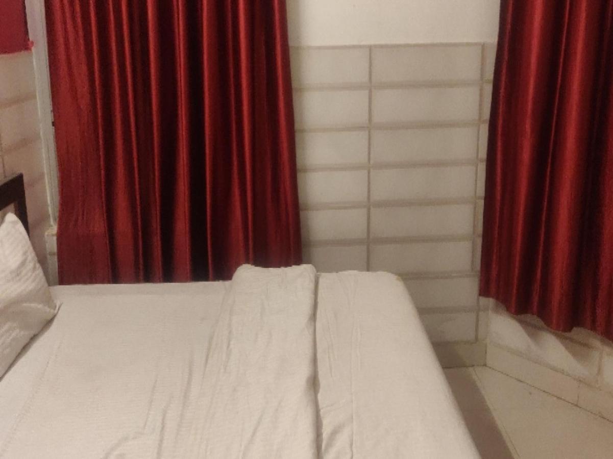 Spot On 80846 Arihant Hotel كوتا المظهر الخارجي الصورة