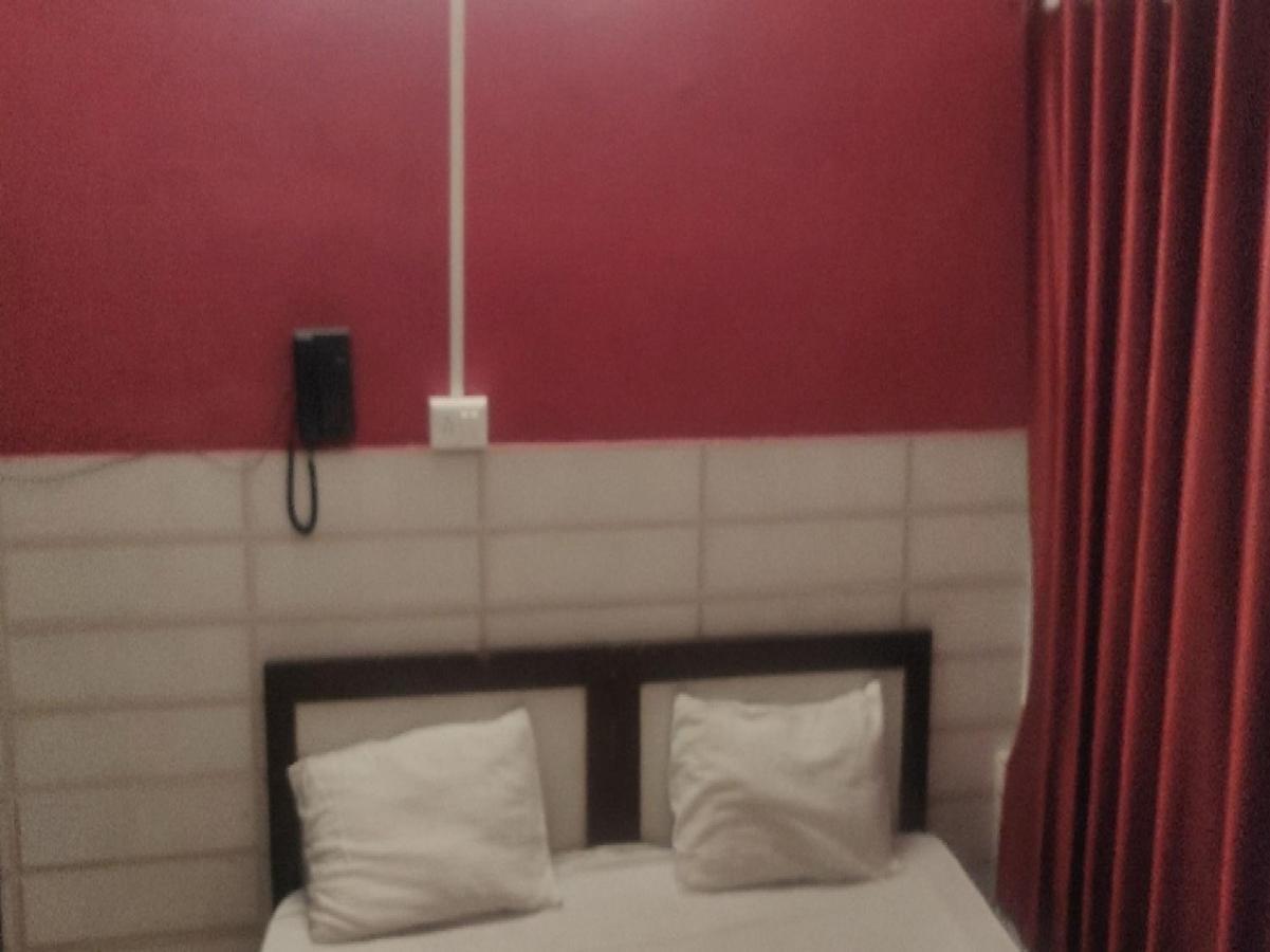 Spot On 80846 Arihant Hotel كوتا المظهر الخارجي الصورة